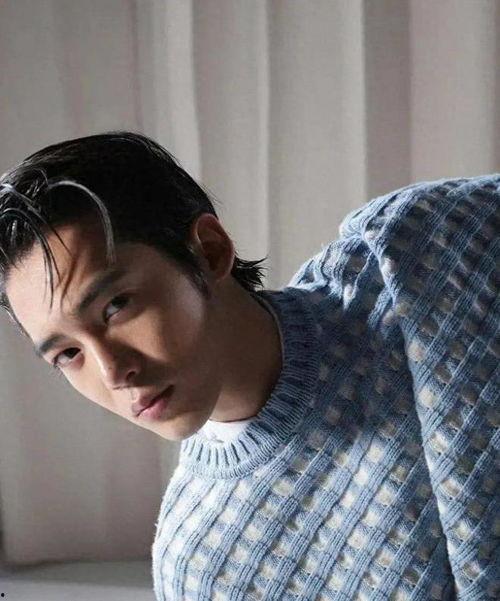 檀健次娱乐圈今日大瓜,揭秘明星幕后故事