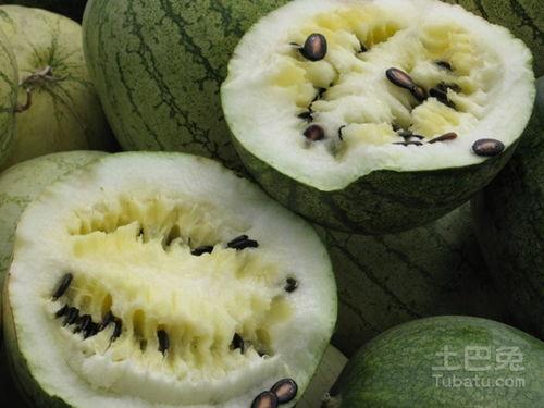 吃黑籽瓜文案,营养美味，夏日消暑新宠！”